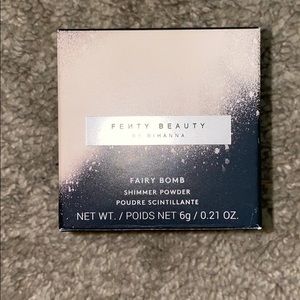 Shimmer powder Fenty Beauty
